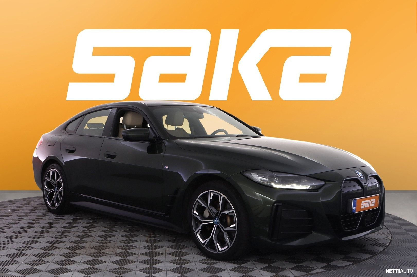 BMW i4