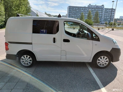 Nissan NV200 Retkeilyauto/matkailuauto 2012, kuva 3/7