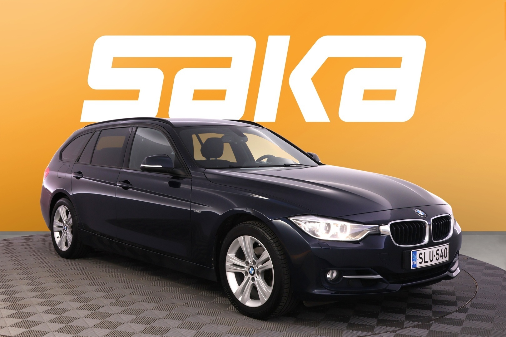 BMW 320