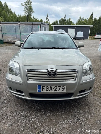 Toyota Avensis 2003, photo 2/10