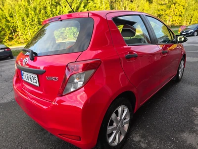 Toyota Yaris 1,33 Dual VVT-i Active 5ov 2013, kuva 3/20