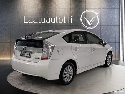 Toyota Prius PHEV Active 2015, kuva 5/28