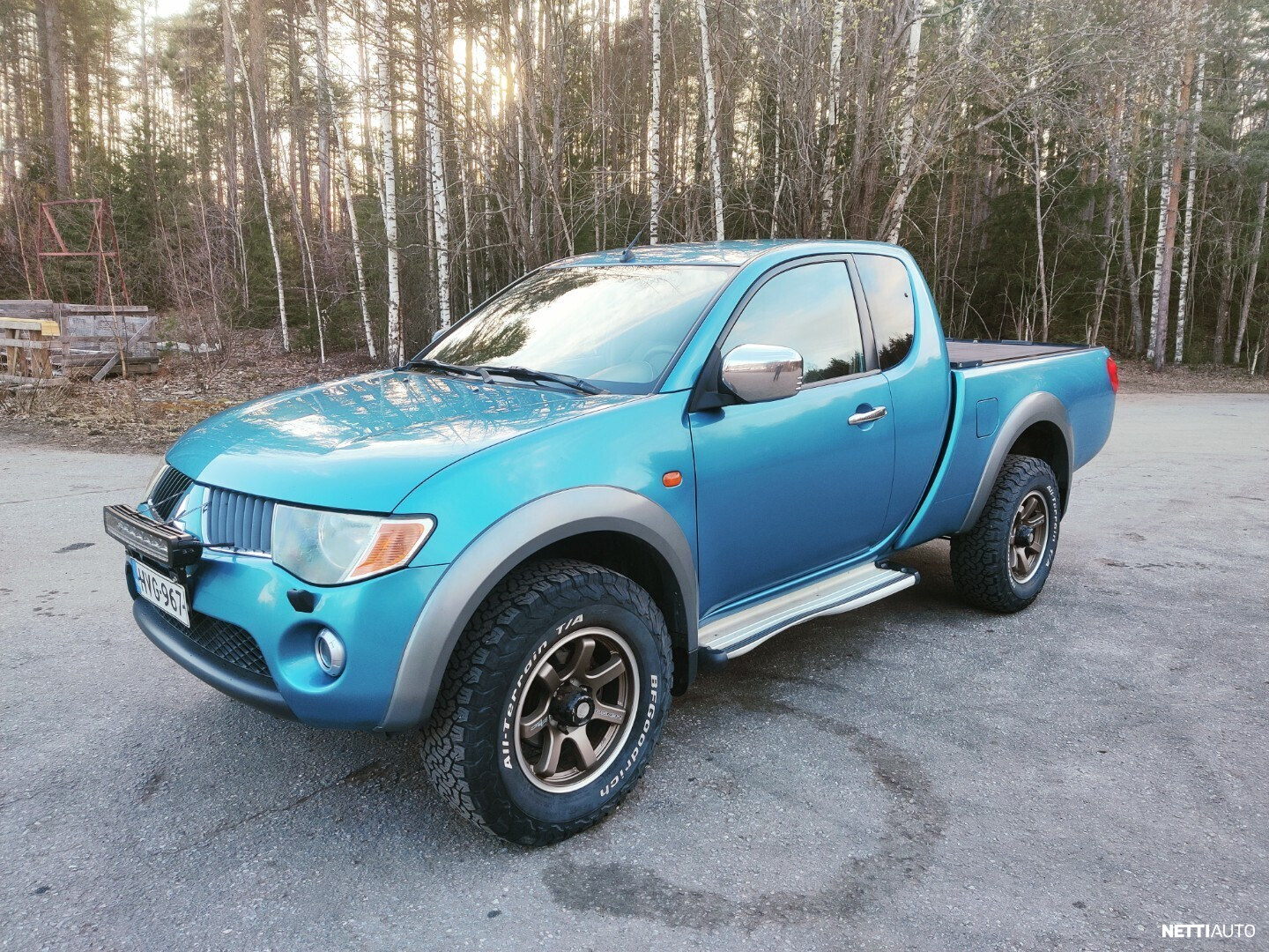 Mitsubishi L200