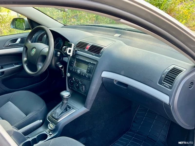 Skoda Octavia 2008, kuva 7/12