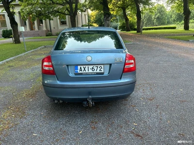 Skoda Octavia 1,9 TDI Elegance 2008, kuva 3/7