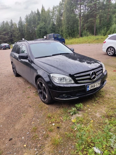 Mercedes-Benz C CDI Business 2008, kuva 2/7