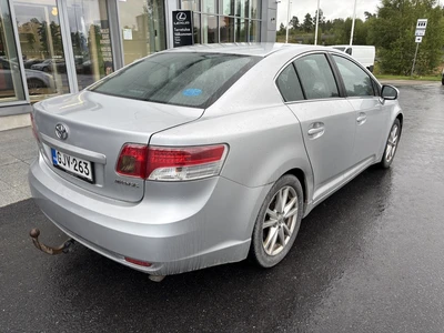 Toyota Avensis 2011, kuva 2/3
