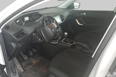 Peugeot 308 SW Active PureTech 130 2017, kuva 2/3