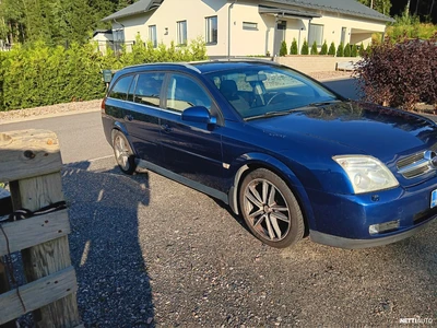 Opel Vectra Wagon 2,2 Direct Comfort 2005, kuva 3/8