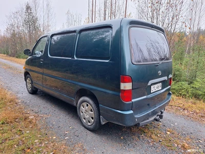 Toyota Hiace 2000, photo 4/15