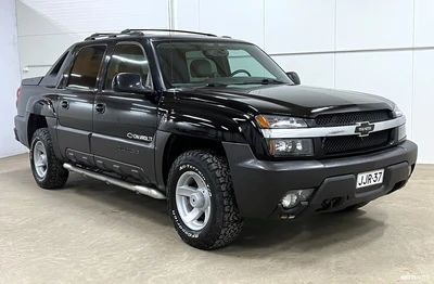Chevrolet Avalanche 2004, kuva 2/10
