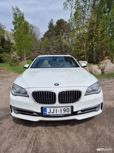 BMW 740 Xdrive 2013, kuva 7/14