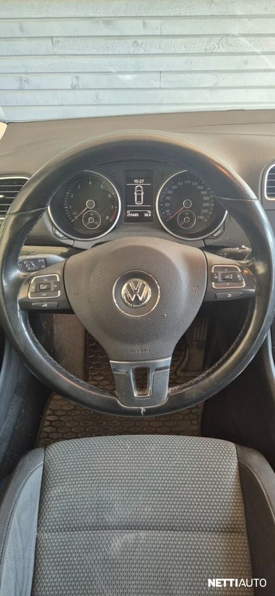 Volkswagen Golf 2012, kuva 6/10