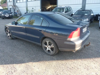Volvo S60 2001, photo 3/9