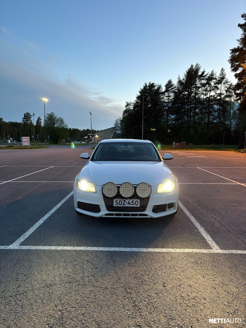 Audi A4 2010, photo 6/7