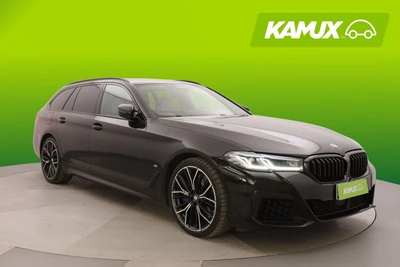 BMW 540 2021, kuva 1/53