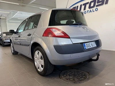 Renault Megane Hatchback 2,0 16V 5d AT 2004, photo 3/19