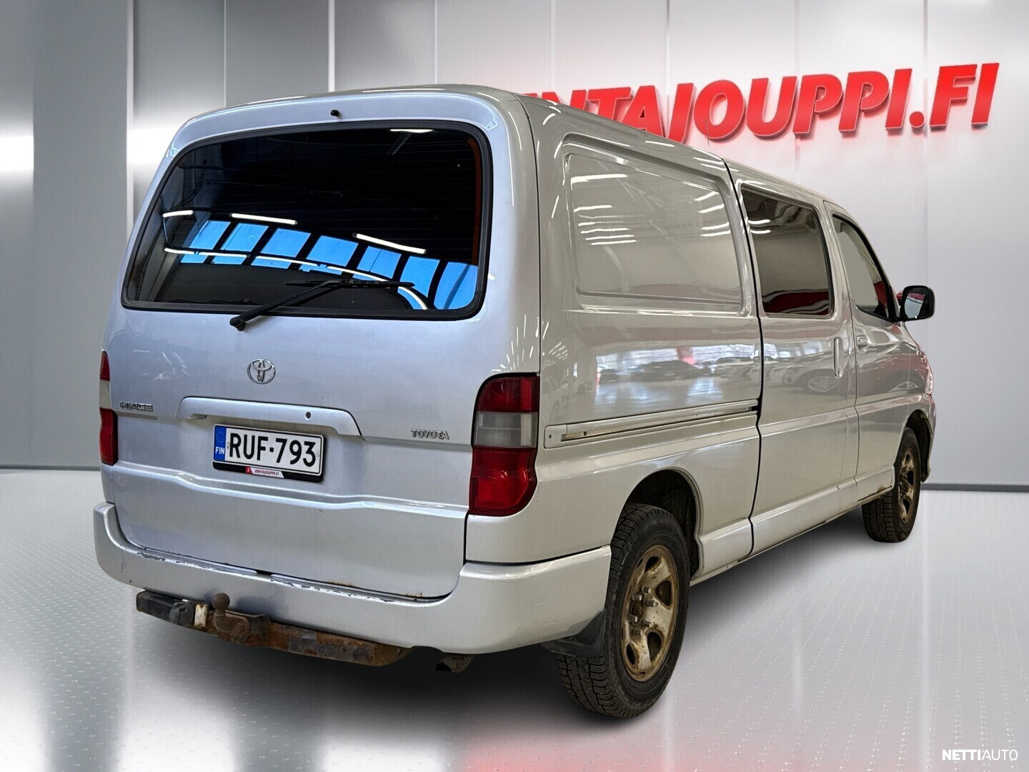 Toyota Hiace 2,5 D-4D 117 5ov pitkä 4WD 2006, photo 2/25