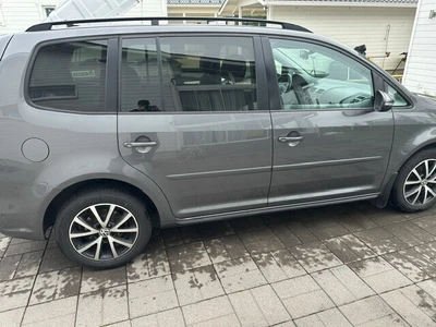 Volkswagen Touran 2013, kuva 4/7