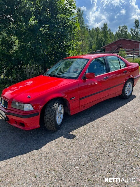 BMW 325