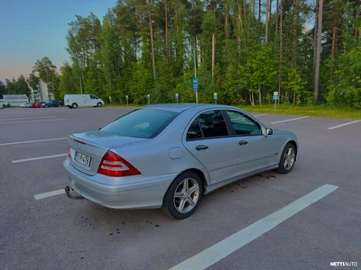 Mercedes-Benz C 2004, photo 3/15