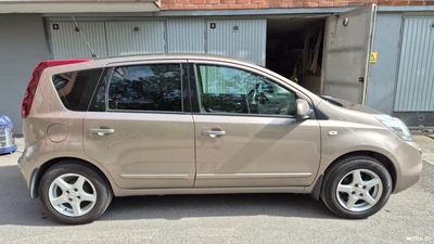 Nissan Note 2011, photo 2/13