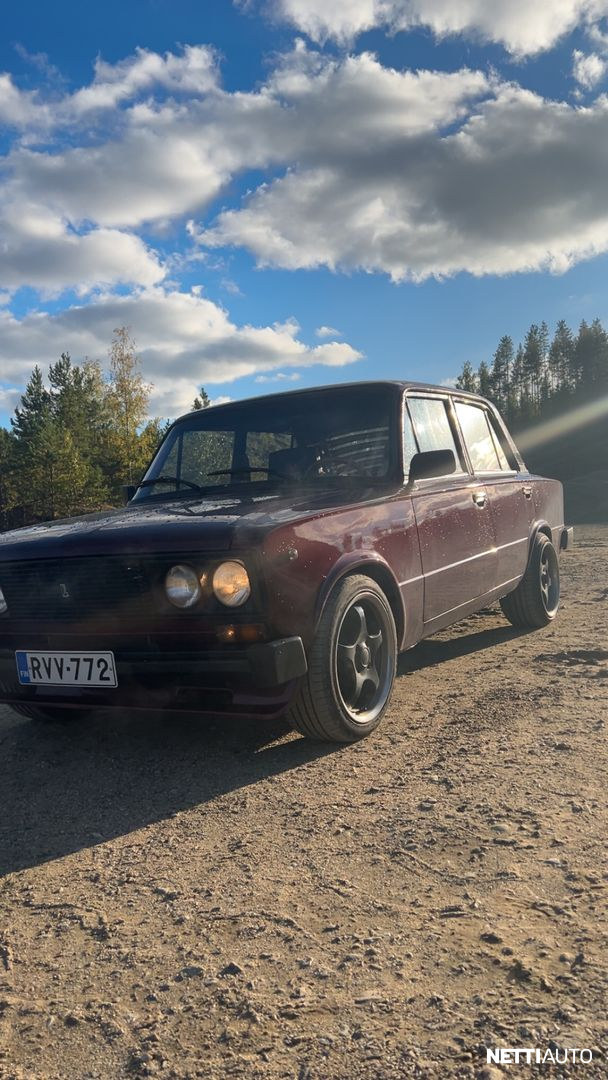 Lada 2106