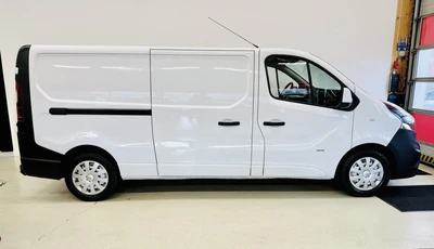 Opel Vivaro 2016, photo 6/17