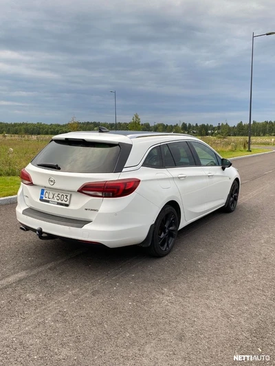Opel Astra 2018, photo 3/24
