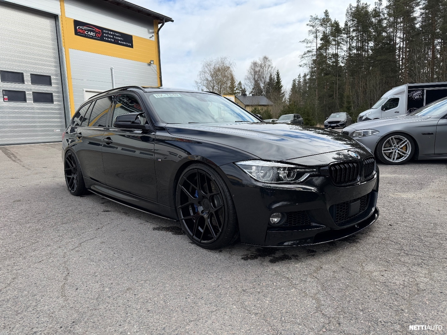 BMW 335