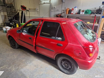 Ford Fiesta 1998, kuva 4/11