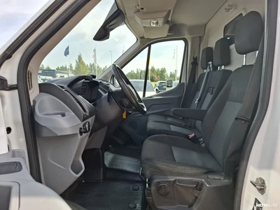 Ford Transit 2017, photo 6/23