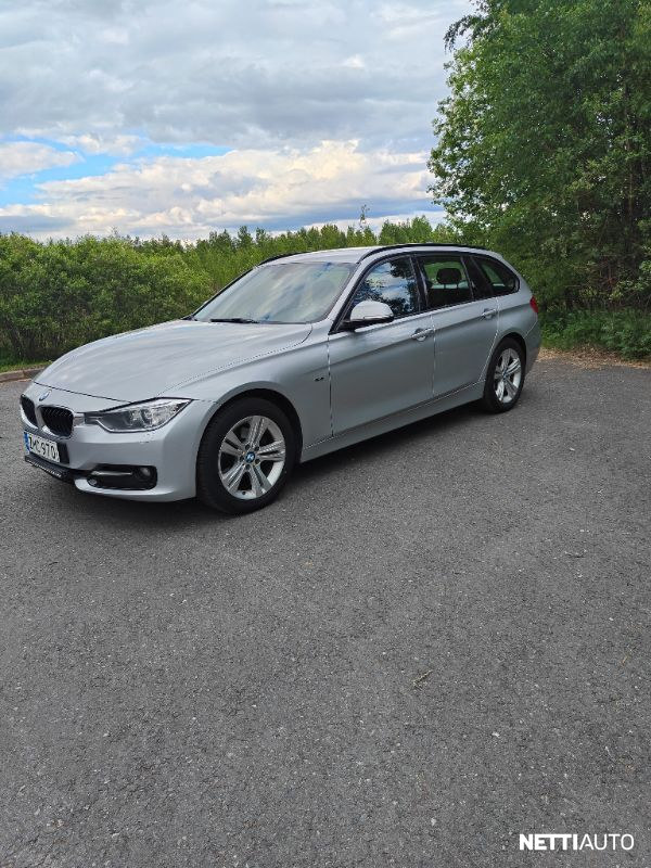 BMW 320