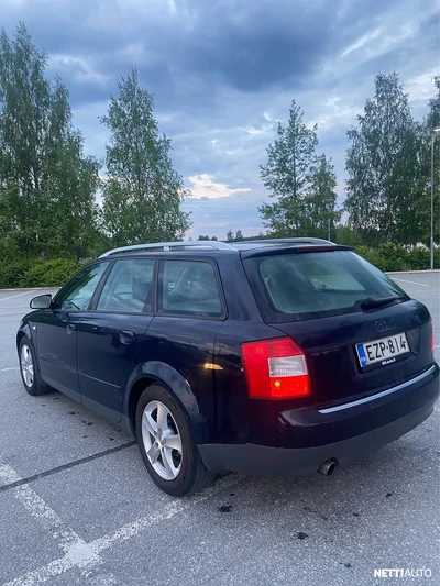 Audi A4 2,0 96kW 2003, kuva 6/10