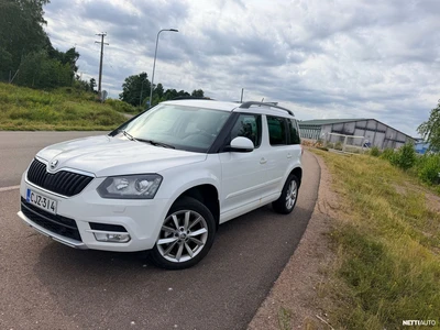 Skoda Yeti 2,0 TDI 140 Elegance 2015, photo 2/12