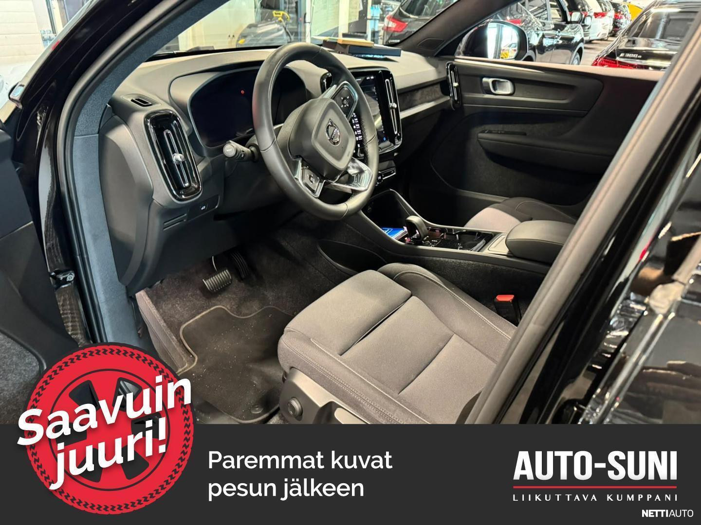 Volvo C40 2023, photo 3/4