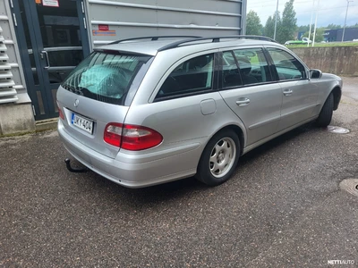 Mercedes-Benz E 2005, kuva 2/11
