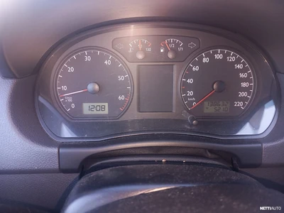 Volkswagen Polo 2005, photo 7/7