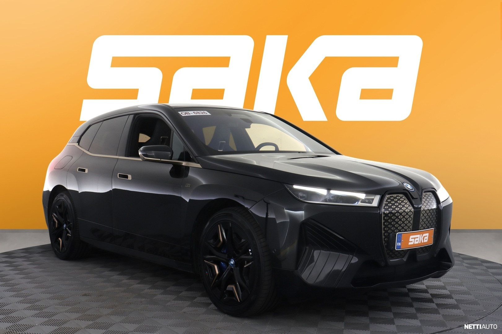 BMW iX M60