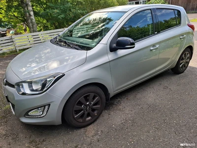 Hyundai i20 1,2 5MT GO 2014, kuva 2/7