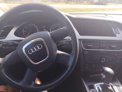 Audi A4 2009, kuva 7/7