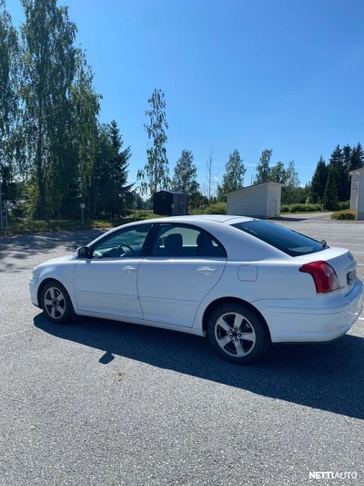 Toyota Avensis 2007, photo 5/12