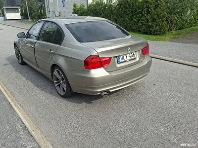 BMW 318 A E90 Sedan Business Comfort 2010, photo 4/6