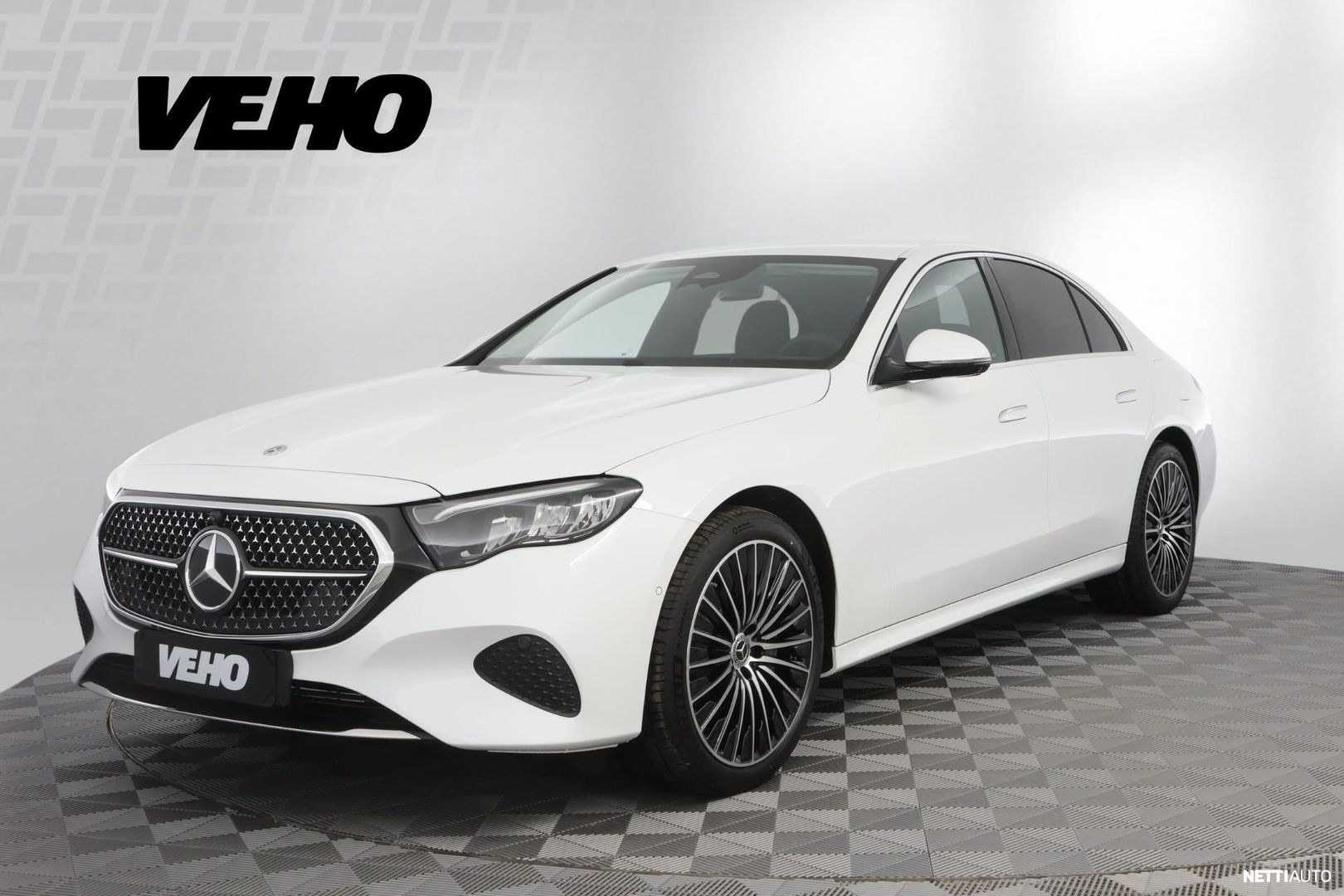 Mercedes-Benz E
