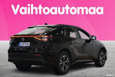 Toyota bZ4X Active AWD 2023, photo 7/22