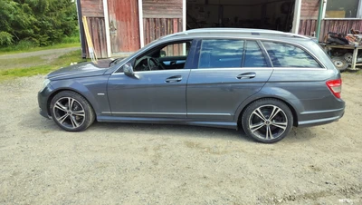 Mercedes-Benz C CDI Business 2009, kuva 3/12