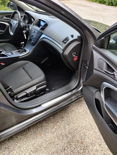 Opel Insignia 1,4 turbo Ecoflex 2012, kuva 7/24