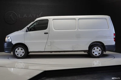Toyota Hiace 2,5 D-4D 95 4ov pitkä 2009, photo 2/18