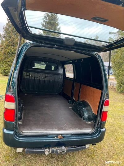 Toyota Hiace Pitkä neliveto 2006, photo 6/14