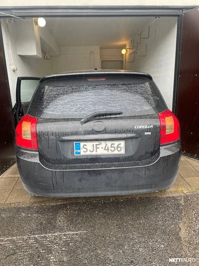 Toyota Corolla 2002, kuva 2/10